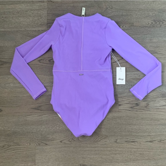 Maaji Backyard Triton Reversible Long Sleeve One-Piece Swimsuit - Size L - NWT - Picture 4 of 12